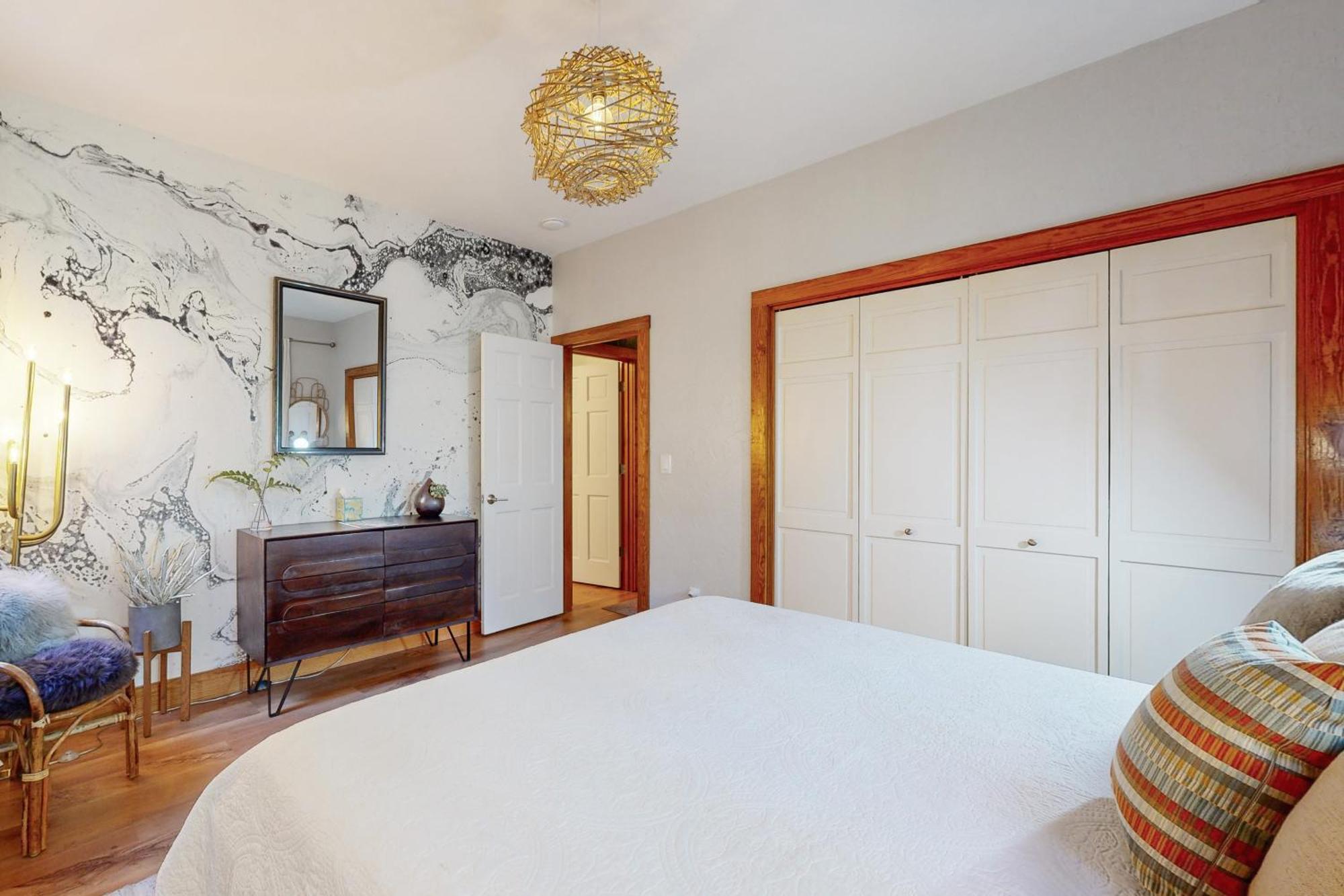Heartwood Manor Holiday home