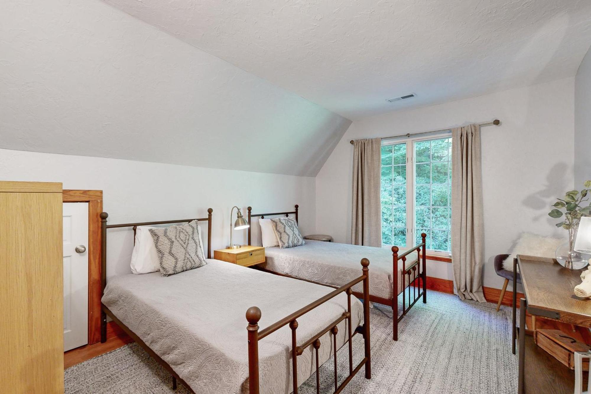 Heartwood Manor Holiday home *