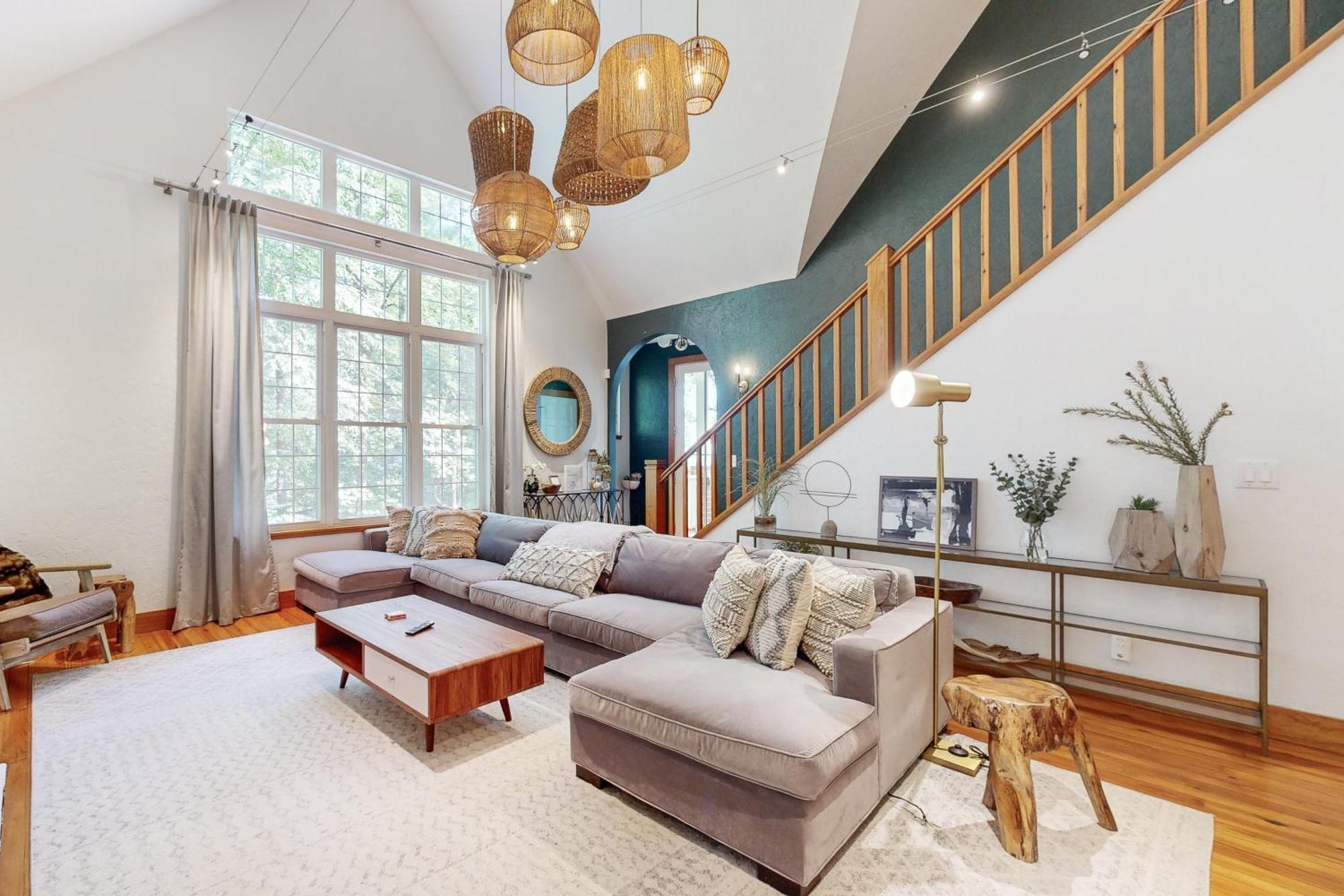 Heartwood Manor * Asheville